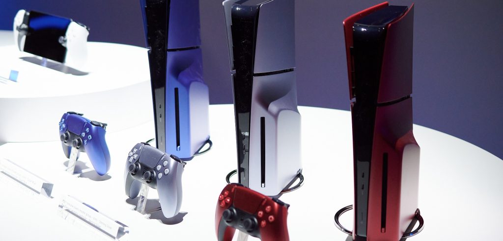Sony announced that the price of the PS5 was going up and the player was going to buy it. litres